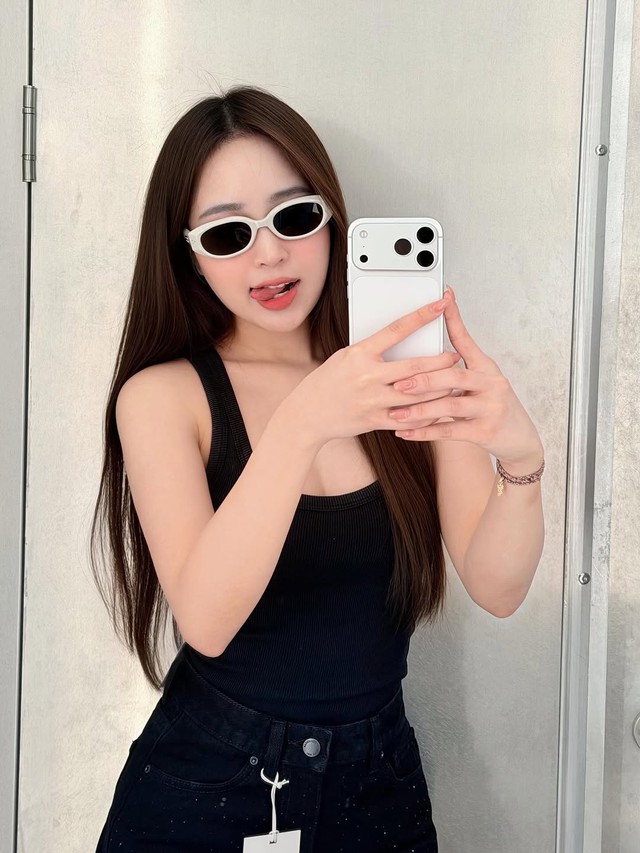 Ngắm clip lên đồ "chill chill" của gái xinh Lê Phương Anh, fan tấm tắc "không phí tiền mạng"- Ảnh 1.