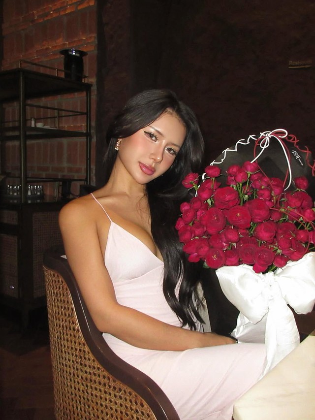 Gấp đôi "visual", Xuân Ca tự tin sánh vai Bảo Khuyên, nhan sắc hội chị em TikTok đỉnh cỡ nào?- Ảnh 3.