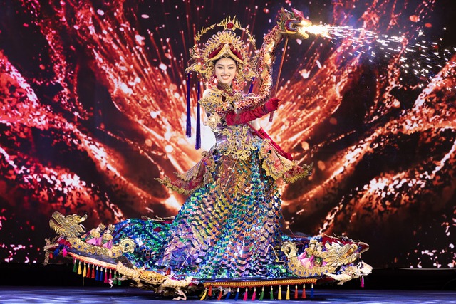 Hoa hậu Yến Nhi rơi vương miện khi vừa lên đường chinh chiến Miss Grand- Ảnh 4. Hoa hậu Yến Nhi rơi vương miện khi vừa lên đường chinh chiến Miss Grand- Ảnh 4.