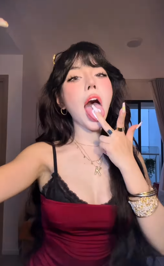 Gấp đôi "visual", Xuân Ca tự tin sánh vai Bảo Khuyên, nhan sắc hội chị em TikTok đỉnh cỡ nào?- Ảnh 5.