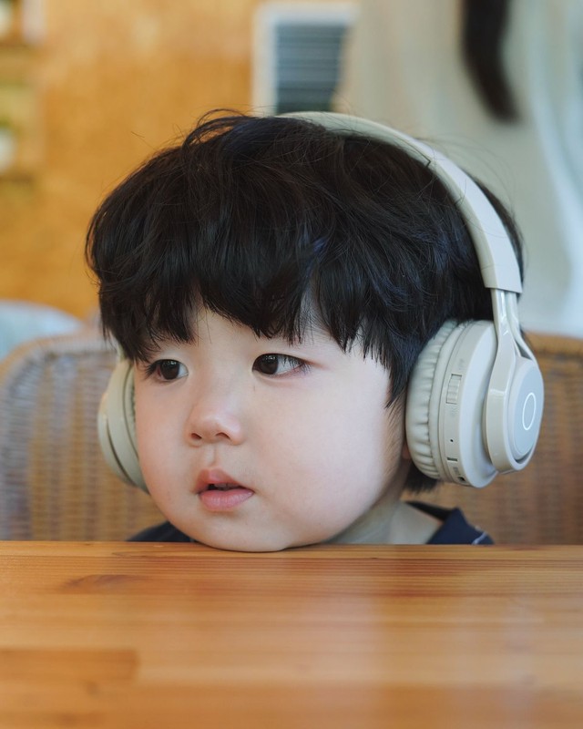 Những hành động của trẻ bị "dán nhãn" lỳ lợm, bướng bỉnh nhưng lại là biểu hiện sớm của tư duy độc lập, sáng tạo- Ảnh 2.