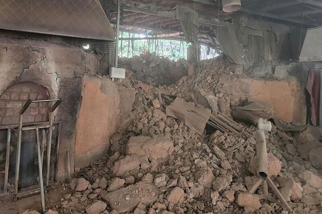 Chàng trai vô tình quay lại cảnh phòng tắm xông hơi ở Hàn Quốc phát nổ khiến hàng chục người bị thương- Ảnh 2.