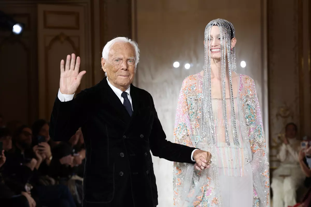 90 năm cuộc đời, 50 năm sự nghiệp: Giorgio Armani và di sản thời trang bất hủ, chỉ hối tiếc 1 điều- Ảnh 20.