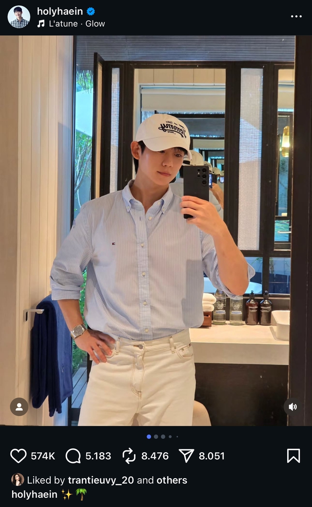 Tiểu Vy và nam thần Jung Hae In gặp gỡ: Event thời trang ngỡ poster phim thanh xuân- Ảnh 7. Tiểu Vy và nam thần Jung Hae In gặp gỡ: Event thời trang ngỡ poster phim thanh xuân- Ảnh 7.