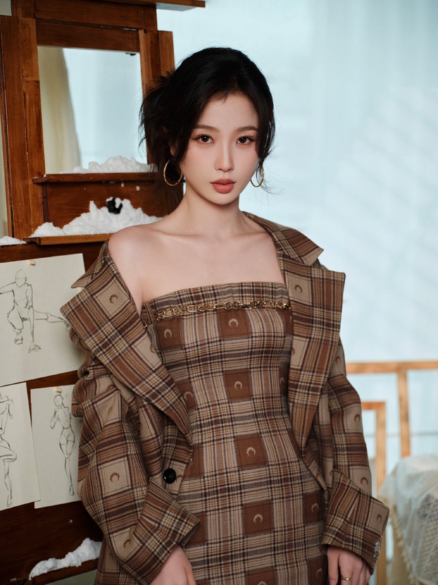 Từng là hai ngôi sao được kỳ vọng nhất, Triệu Lộ Tư và Ngu Thư Hân đứng trước nguy cơ bị "phong sát"?- Ảnh 4.
