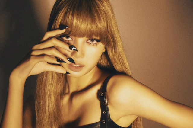 Lisa (BLACKPINK) giàu "phát sốc"- Ảnh 7.