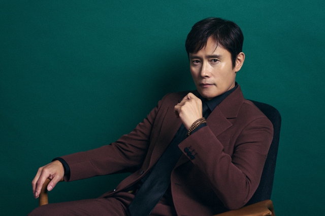 interview-3-lee-byung-hun-learns-how-to-play-5755401-1757305554643515419943.jpg