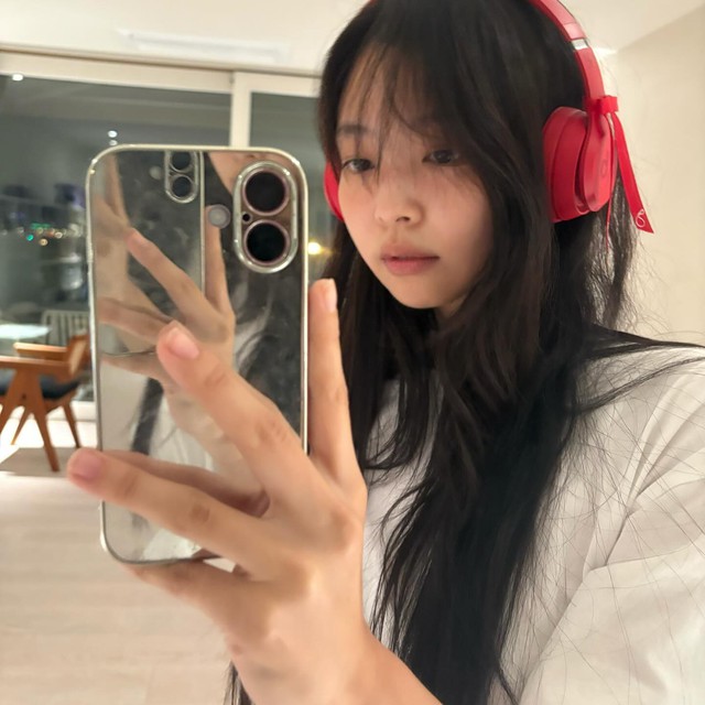 Không thể tin nổi đây là mặt mộc của Jennie (BLACKPINK) ở tuổi 29!- Ảnh 4.