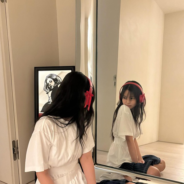 Không thể tin nổi đây là mặt mộc của Jennie (BLACKPINK) ở tuổi 29!- Ảnh 6.