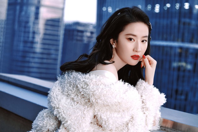 4 bản sao nổi tiếng của Lưu Diệc Phi: Người sinh con không danh phận, kẻ bị ghét nhất nhì showbiz- Ảnh 1.