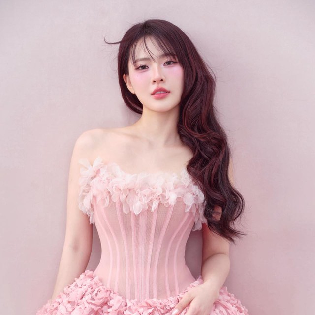 Bắt gặp Steven Nguyễn tay trong tay với 1 cô gái, hóa ra là mỹ nhân được khen đẹp hơn cả Lưu Diệc Phi- Ảnh 2.