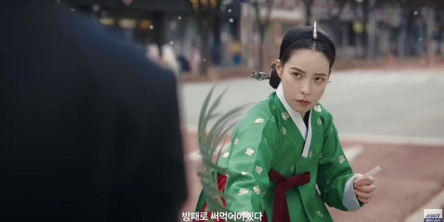 Lần đầu có phim ngôn tình mà cặp chính cùng là phản diện: Visual đỉnh nóc cả đôi, không thể ghét nổi- Ảnh 4. Lần đầu có phim ngôn tình mà cặp chính cùng là phản diện: Visual đỉnh nóc cả đôi, không thể ghét nổi- Ảnh 4.