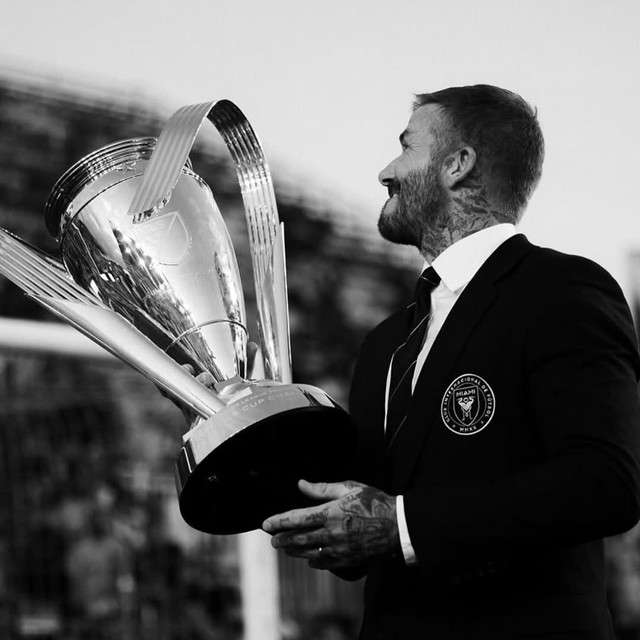 David Beckham "ngó lơ" con trai cả trong loạt khoảnh khắc tổng kết năm 2025?- Ảnh 5.