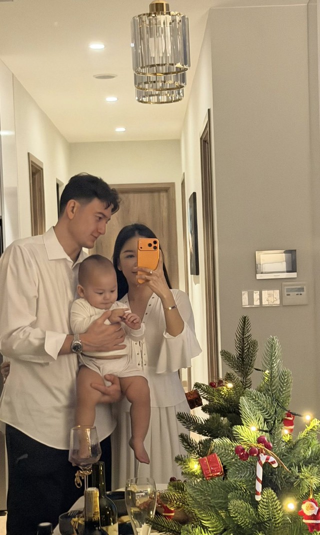 Yến Xuân bế con đến sân bay đón Lâm Tây, đoàn tụ sau drama bỏ 2 triệu thuê dọn nhà đón tết nhận kết "tồi"- Ảnh 5.