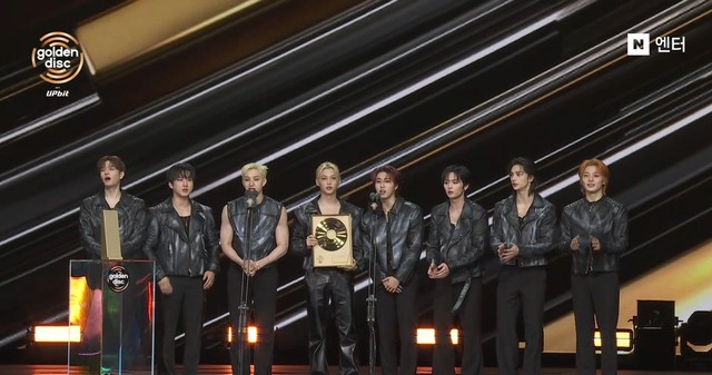 GDA 2026: Jennie - G-DRAGON thay nhau “ẵm” Daesang, dàn sao hot không cứu được mùa giải nhạt nhoà- Ảnh 4.