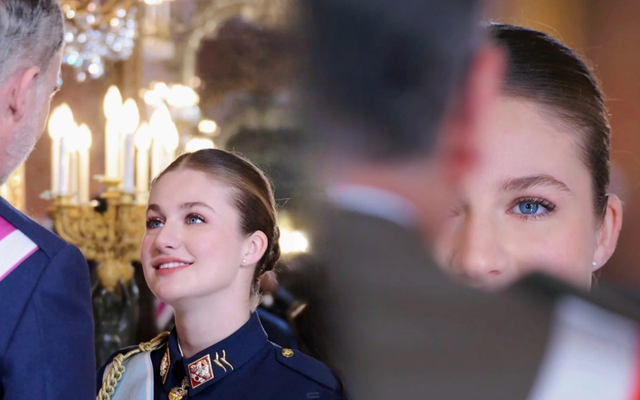 Cận cảnh "đôi mắt đại dương" của Công chúa Leonor- Ảnh 1.