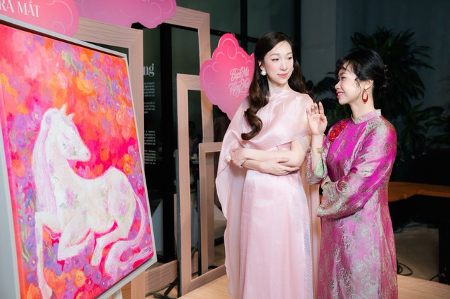 Jadify hợp tác họa sĩ Vương Linh, đưa hình tượng cổ tích Ngựa chín hồng mao vào sản phẩm ứng dụng- Ảnh 1.