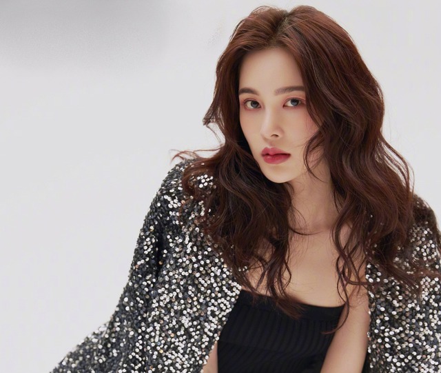 Trò hề đầu năm: 1 cặp diễn viên cầu hôn, cưới, chia tay trong vòng 3 ngày- Ảnh 8.