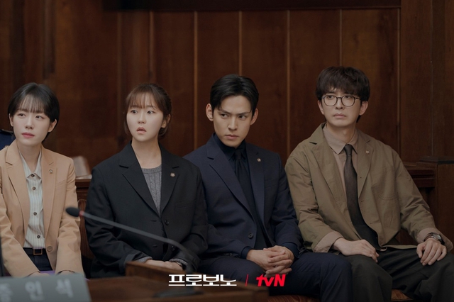 Sợ đầu voi đuôi chuột thì quất ngay phim Hàn này: Kịch bản cua khét lẹt quá đã, nam chính chưa từng gây thất vọng- Ảnh 5. Sợ đầu voi đuôi chuột thì quất ngay phim Hàn này: Kịch bản cua khét lẹt quá đã, nam chính chưa từng gây thất vọng- Ảnh 5.