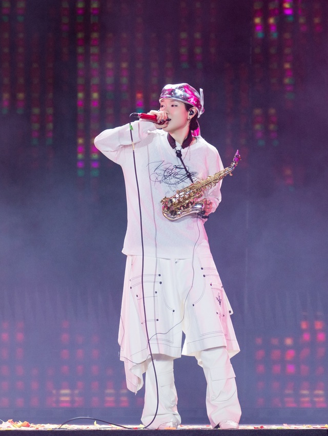 Lan truyền danh tính 6 Em Xinh mùa 2 đầu tiên, Linh Ka không gây sốc bằng 2 gương mặt mùa 1- Ảnh 6.