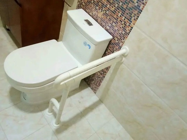 Tan chảy trước cụ bà 95 tuổi: Sống 1 mình bình yên, không làm gánh nặng cho con cháu- Ảnh 10. Tan chảy trước cụ bà 95 tuổi: Sống 1 mình bình yên, không làm gánh nặng cho con cháu- Ảnh 10.