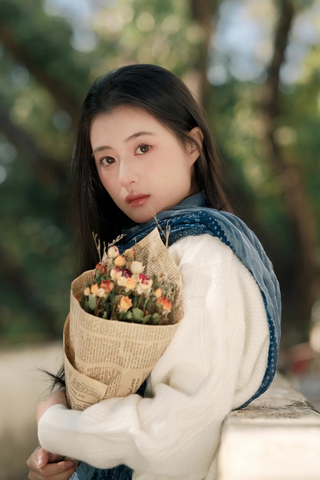 Đi qua một năm đầy giông bão: Nếu trái tim bạn đang vụn vỡ, hãy đọc những dòng này để tìm lại sự an yên- Ảnh 2.