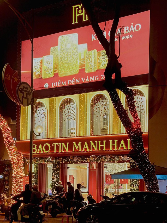 Hiện tượng Tứ Quý Thịnh Vượng 0,1 chỉ: Hiệu ứng nhất thời hay bước đi chiến lược của Bảo Tín Mạnh Hải?- Ảnh 3.