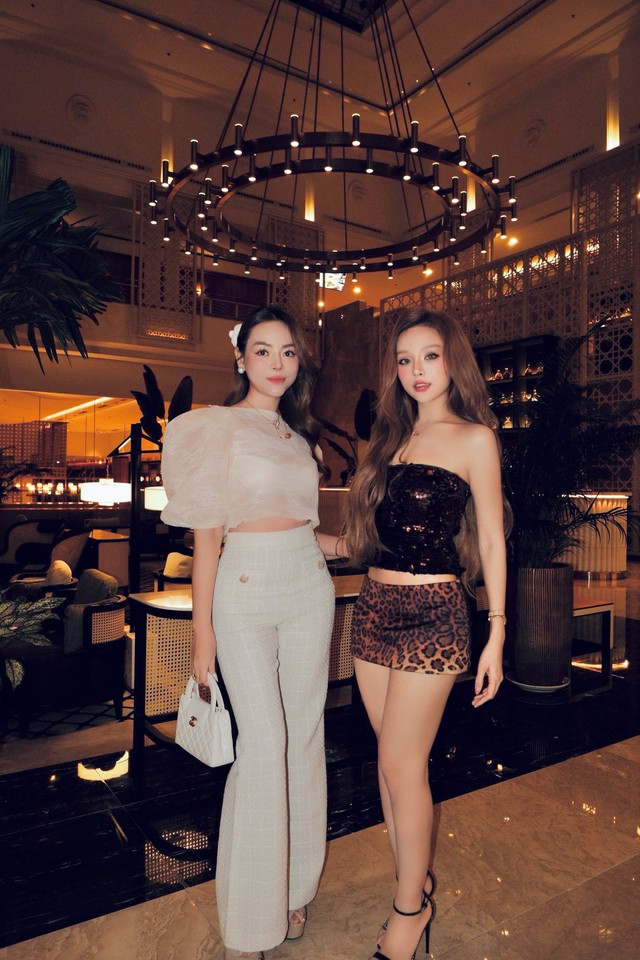 Lần đầu lộ diện căn biệt thự do Huyền Baby và bạn thân 20 năm xây để "dưỡng già" ở Đà Lạt- Ảnh 10. Lần đầu lộ diện căn biệt thự do Huyền Baby và bạn thân 20 năm xây để "dưỡng già" ở Đà Lạt- Ảnh 10.