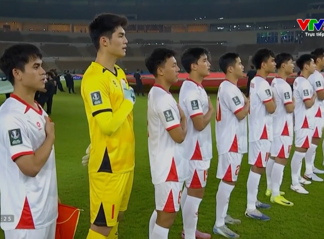 Bắt gôn như "người nhện" giúp U23 Việt Nam vào tứ kết U23 châu Á, thủ môn Trần Trung Kiên nói 1 câu cực ngầu- Ảnh 6.