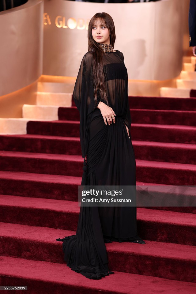 "Ống kính hủy diệt" Getty Images bóc trần nhan sắc thật của Lisa (BLACKPINK) tại siêu sự kiện Quả Cầu Vàng 2026- Ảnh 2.