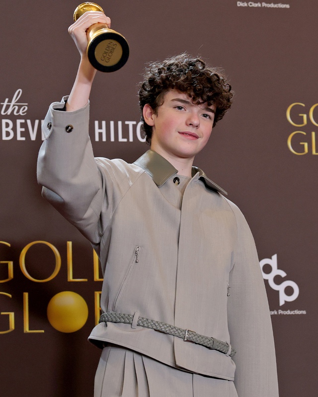 Sốc nhất Quả Cầu Vàng 2026: Mỹ nam 16 tuổi lập kỷ lục 82 năm mới có 1 lần, thế giới không ai làm lại- Ảnh 5.
