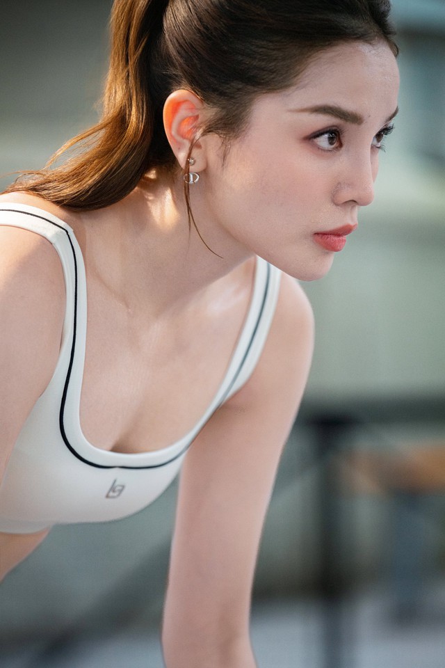 Lý Hoàng Nam trong vòng tay Kỳ Duyên - Hương Giang- Ảnh 4.