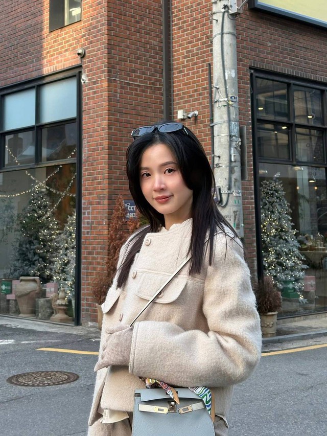 Midu đeo túi 800 triệu nhưng thứ gây chú ý lại là làn da tuổi 36- Ảnh 3.