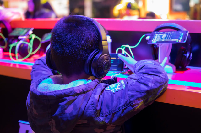 Một gia đình nếu có 3 loại "khí nghèo" này, con cái rất khó nên người- Ảnh 5.