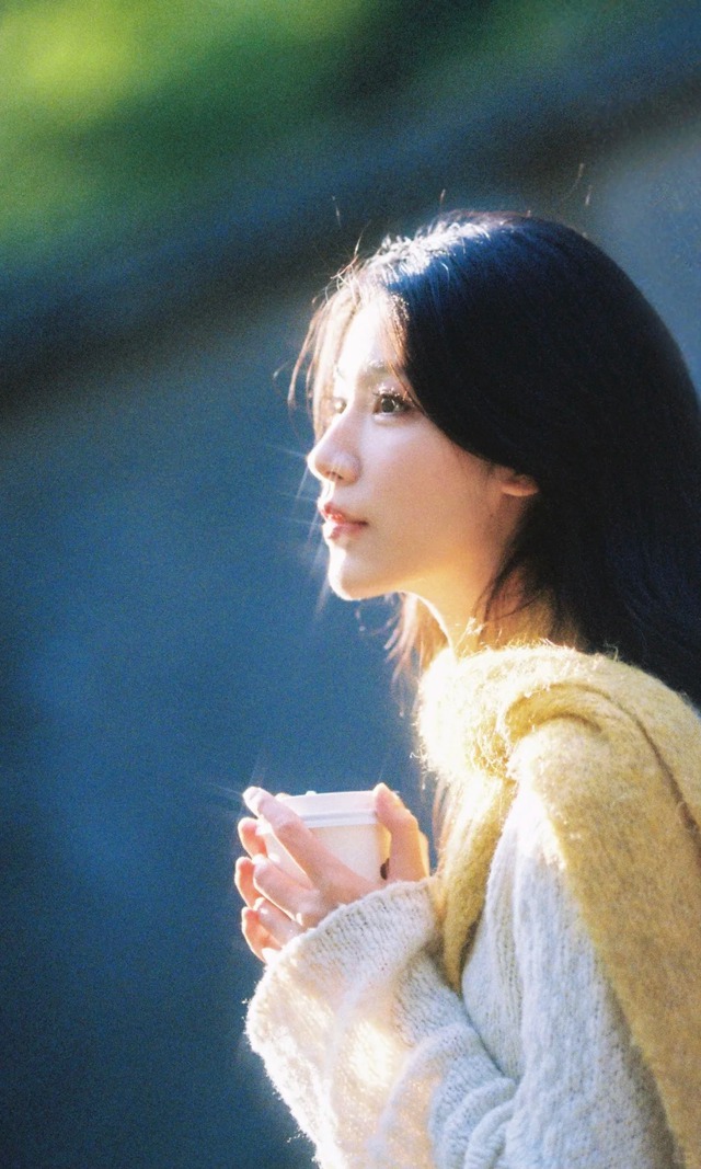 5 tư duy "ký sinh" đang âm thầm bào mòn hạnh phúc của bạn: Bỏ ngay nếu muốn làm chủ cuộc đời- Ảnh 2.