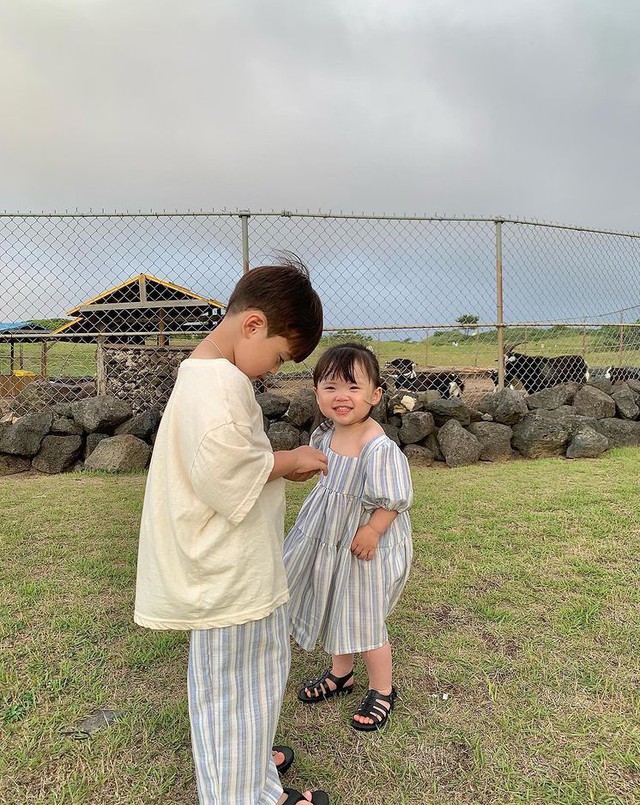 Mẹ "lắm lời" thì con nói năng tốt hơn?
- Ảnh 2.