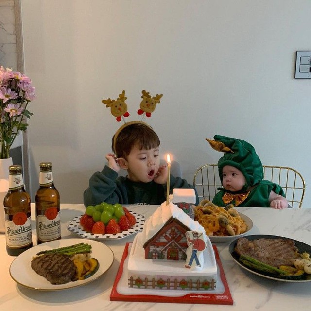 Mẹ "lắm lời" thì con nói năng tốt hơn?
- Ảnh 3.