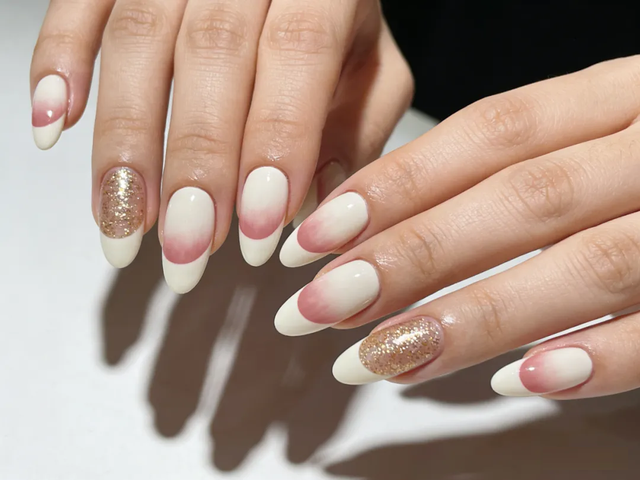 Cô gái 28 tuổi móng tay "mục như gỗ", chạm nhẹ là rụng cả mảng vì sở thích "vạn người mê" của các chị em- Ảnh 2.