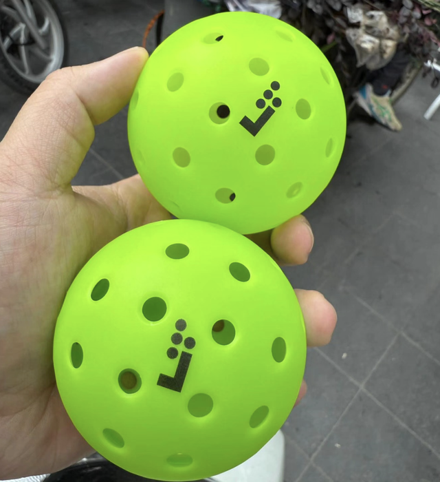 Quang Dương nhận xét bóng LT Pro 48 ở Việt Nam trông giống "fake"- Ảnh 4.