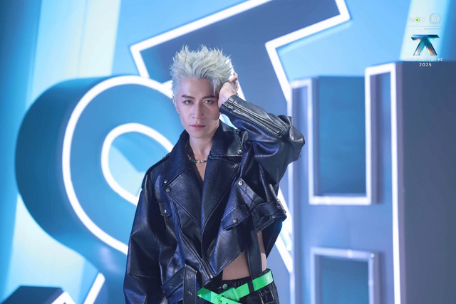 Vbiz có 1 Chủ tịch ẩn danh giao diện "khổ không ai bằng" nhưng nắm trong tay loạt hit triệu view gây sốc- Ảnh 1.