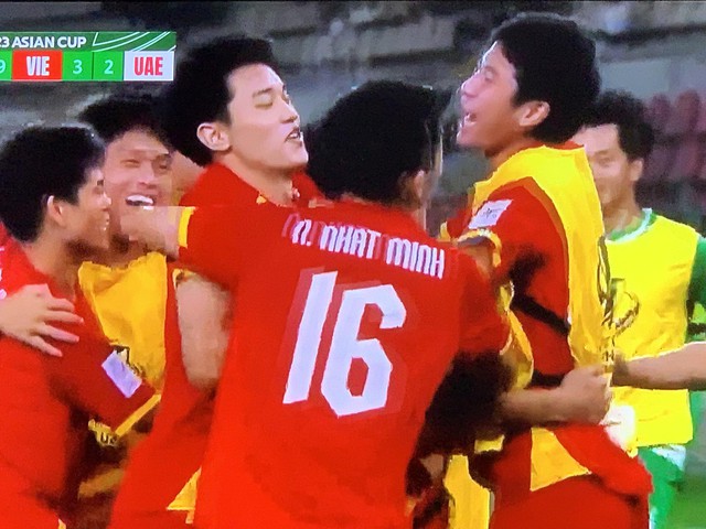 Minh Phúc phá "dớp" thẻ đỏ kéo dài suốt 6 năm, còn đem đến bàn thắng giúp U23 Việt Nam vào bán kết U23 châuÁ- Ảnh 2.