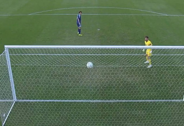 Thủ môn U23 Jordan đẩy penalty thành công vội ăn mừng, ai ngờ bóng lăn ngược vào lưới, đội nhà thua đau U23 Nhật Bản- Ảnh 2.