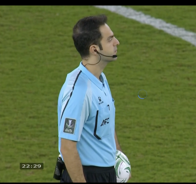 Trọng tài trận tứ kết căng não của U23 Việt Nam - U23 UAE áp lực cỡ nào, cứ nhìn ảnh này là rõ!- Ảnh 4.