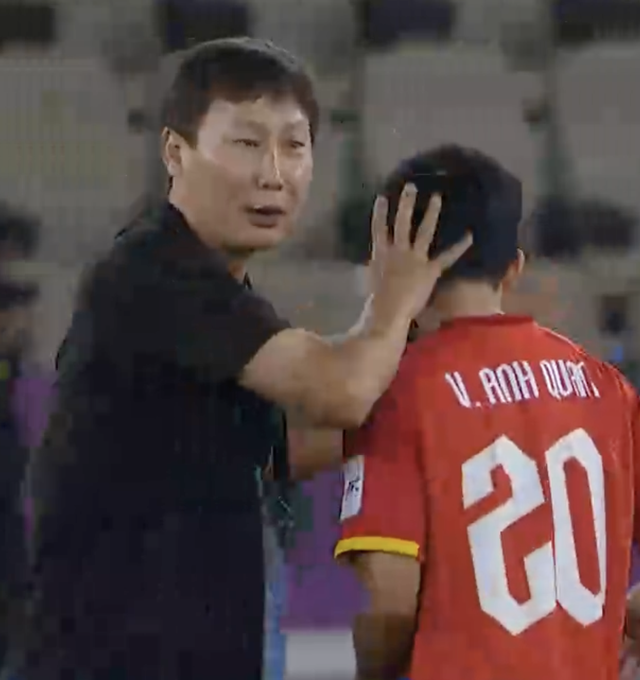 U23 Việt Nam chơi đã hay, hành động với đối thủ còn đẹp! Không có điểm chê- Ảnh 8.