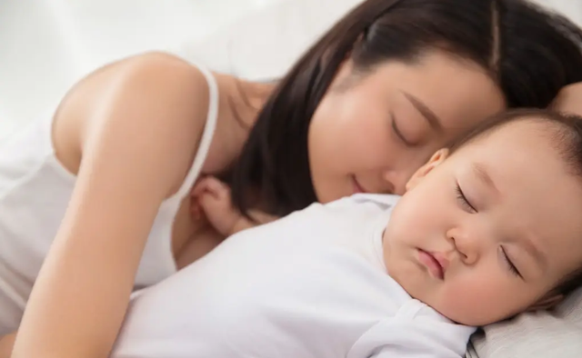 Kiệt sức với những đêm thức trắng, mẹ muốn bé ngủ trọn giấc suốt đêm, chỉ cần nắm vững vài phương pháp- Ảnh 7.