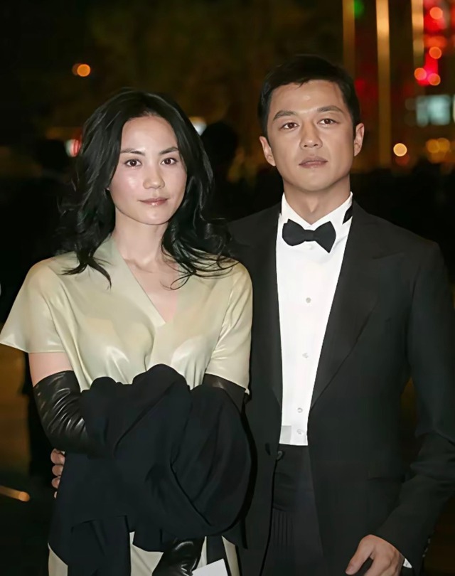 Fan đổ xô quyên góp 34 tỷ "cứu" nam thần vỡ nợ, bị vợ Hoa hậu ruồng bỏ- Ảnh 4.