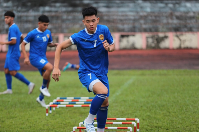 Đình Bắc năm 19 tuổi: Tự ti, suy sụp, sụt 9kg chỉ trong 1 tháng và hay đóng cửa nằm một mình, vì sao thế?- Ảnh 2.