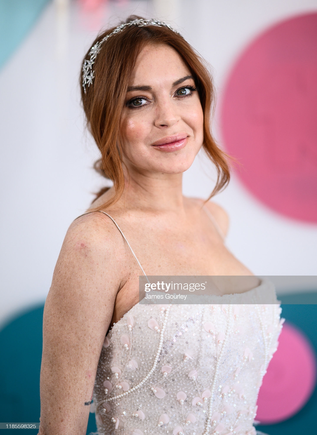 Từ vực sâu tàn tạ đến nhan sắc đỉnh cao: Bí mật đằng sau màn tái sinh của "công chúa Disney"- Ảnh 4.