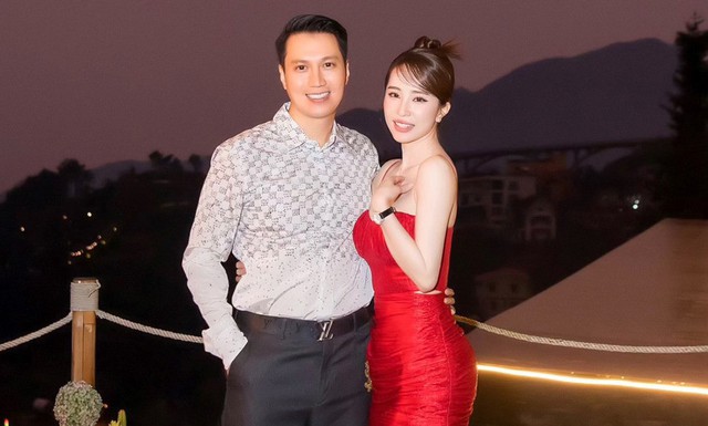 Quỳnh Nga - Việt Anh cuối cùng cũng chịu công khai mối quan hệ?- Ảnh 2.