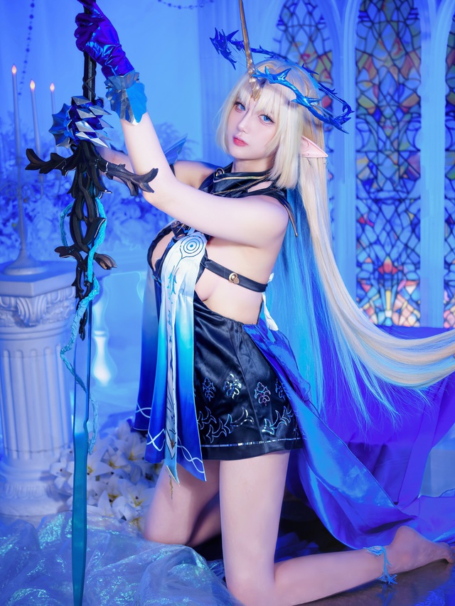 Nữ VStreamer khiến fan "nóng mặt" với loạt ảnh cosplay bốc lửa- Ảnh 7.